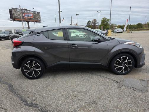 2019 Toyota C-HR XLE