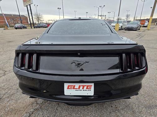 2015 Ford Mustang EcoBoost Premium