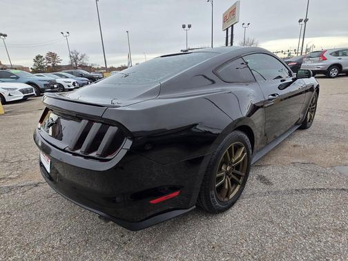 2015 Ford Mustang EcoBoost Premium