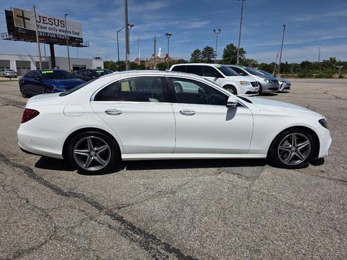 2017 Mercedes-Benz E-Class E 300 Sport
