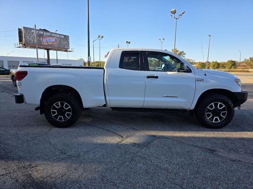 2013 Toyota Tundra Grade