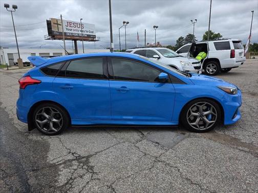 2017 Ford Focus RS Base
