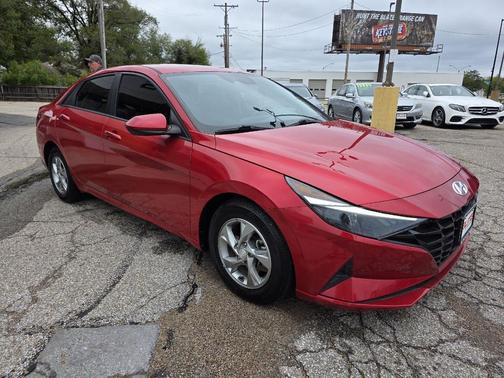2021 Hyundai ELANTRA SE