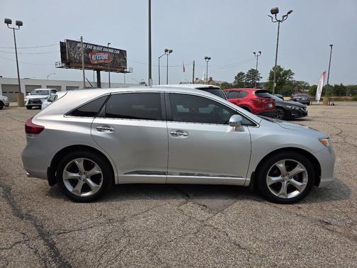 2013 Toyota Venza LE