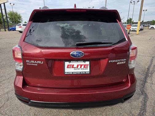 Venetian Red Pearl 2017 Subaru Forester 2.5i Premium