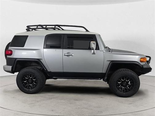 2007 Toyota FJ Cruiser Base