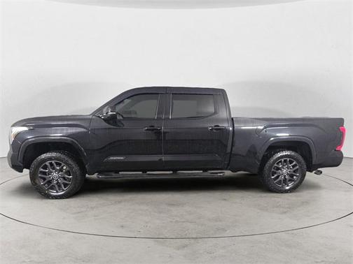 2022 Toyota Tundra Platinum