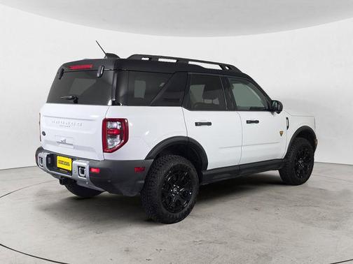 Oxford White 2025 Ford Bronco Sport Badlands