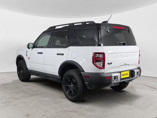 Oxford White 2025 Ford Bronco Sport Badlands