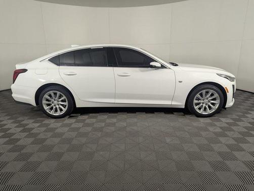 2022 Cadillac CT5 Luxury RWD