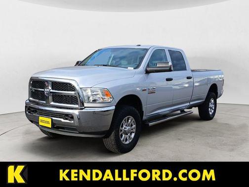 Bright Silver Metallic Clearcoat 2018 RAM 2500 Tradesman Crew Cab 4x4 8' Box