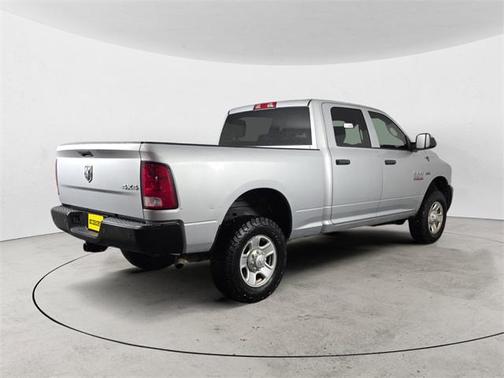2017 RAM 2500 Tradesman Crew Cab 4x4 6'4' Box