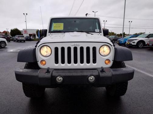 Photo 2 of 18 of 2018 Jeep Wrangler JK Unlimited Rubicon