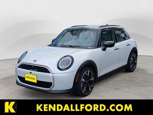 Nanuq White Metallic 2025 MINI Hardtop Cooper