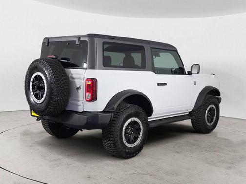 Oxford White 2024 Ford Bronco Big Bend