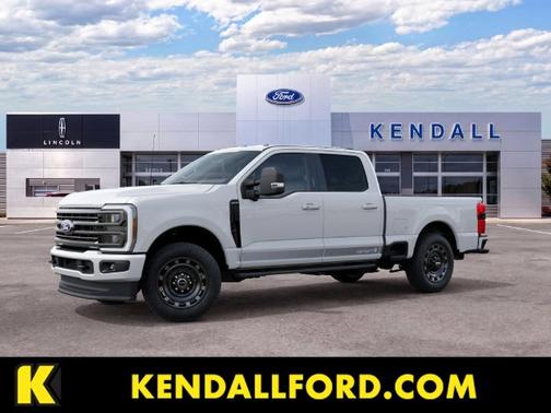 Oxford White 2027 Ford F-250 XLT