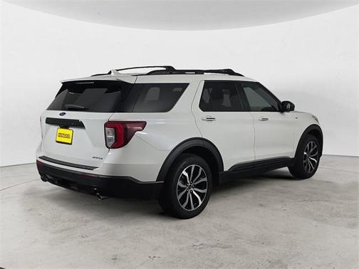 2024 Ford Explorer ST-Line