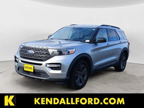 Iconic Silver Metallic 2021 Ford Explorer XLT