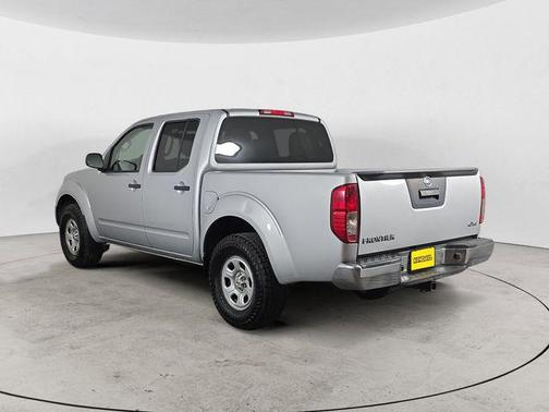 Brilliant Silver 2015 Nissan Frontier S