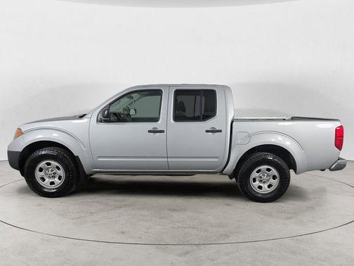 Brilliant Silver 2015 Nissan Frontier S