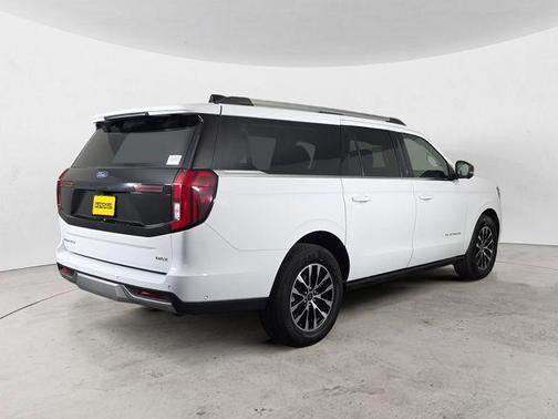 Oxford White 2025 Ford Expedition Max Platinum