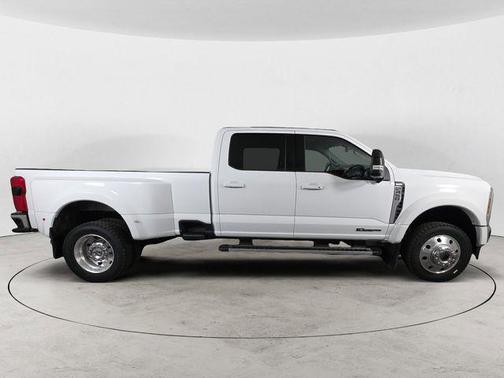 2025 Ford F-450 Lariat