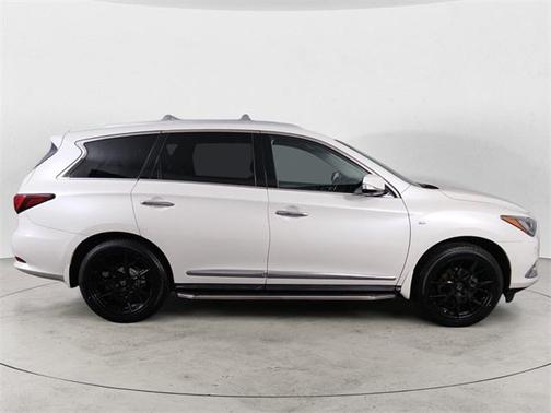 2016 INFINITI QX60 Base