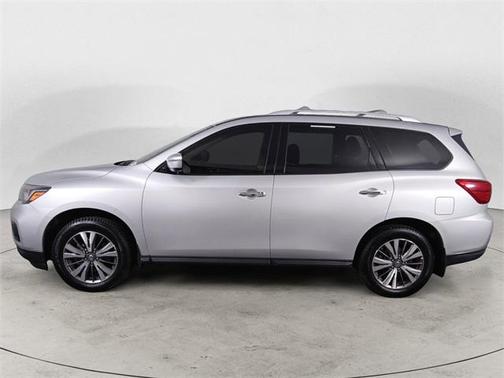 2019 Nissan Pathfinder SL