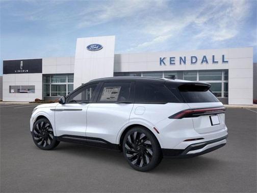 2025 Lincoln Nautilus Reserve