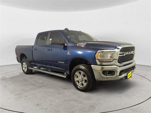 2022 RAM 2500 Big Horn Crew Cab 4x4 6'4' Box
