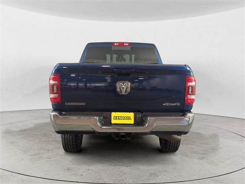 2022 RAM 2500 Big Horn Crew Cab 4x4 6'4' Box