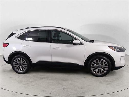 2021 Ford Escape Titanium