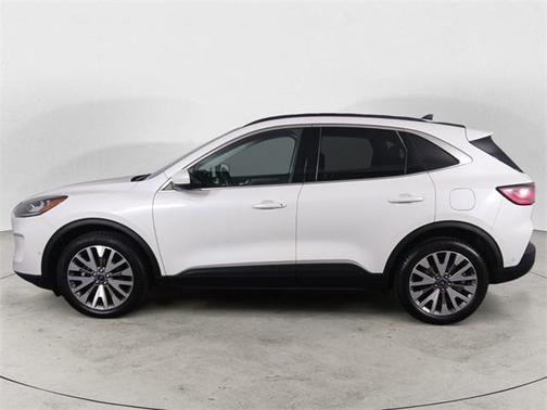 2021 Ford Escape Titanium