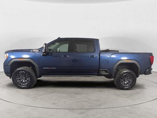 Pacific Blue Metallic 2023 GMC Sierra 2500 AT4