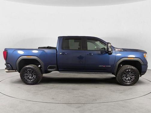Pacific Blue Metallic 2023 GMC Sierra 2500 AT4