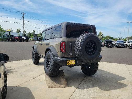 Gray 2026 Ford Bronco Badlands