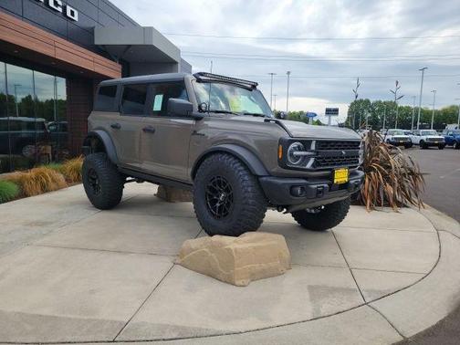 Gray 2026 Ford Bronco Badlands