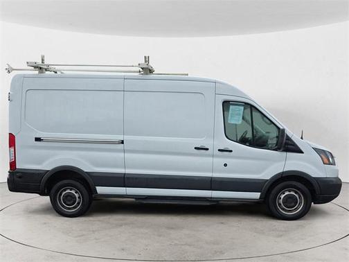 2017 Ford Transit-250 Base