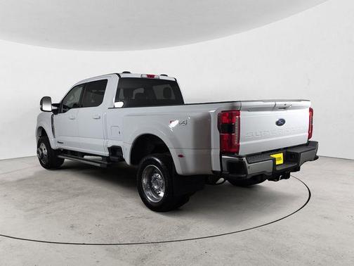 2025 Ford F-450 Lariat