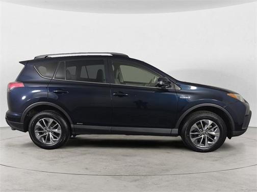 2018 Toyota RAV4 Hybrid LE