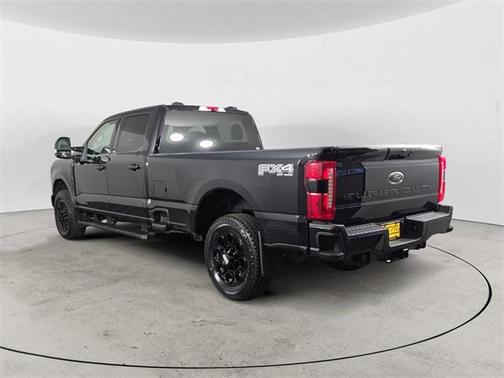 2025 Ford F-350 Lariat
