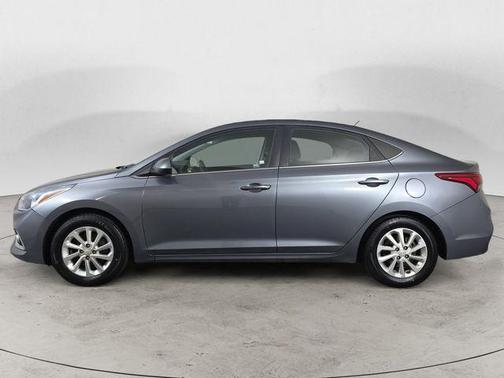 Urban Gray Metallic 2019 Hyundai Accent SEL