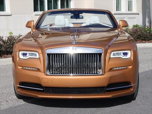 Photo 2 of 3 of 2017 Rolls-Royce Dawn Convertible