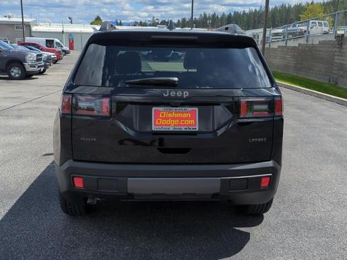 Diamond Black 2026 Jeep Cherokee LAREDO/LIMITED
