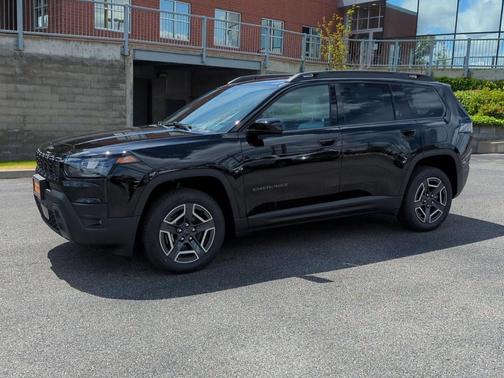 Diamond Black 2026 Jeep Cherokee LAREDO/LIMITED