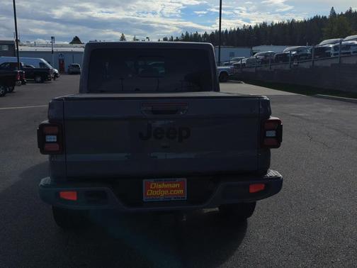 2022 Jeep Gladiator Overland