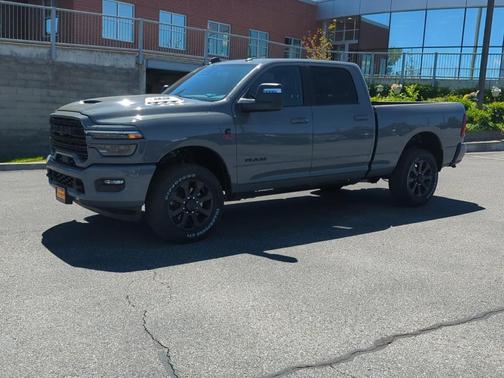Ceramic Gray Clearcoat 2026 RAM 2500 Laramie