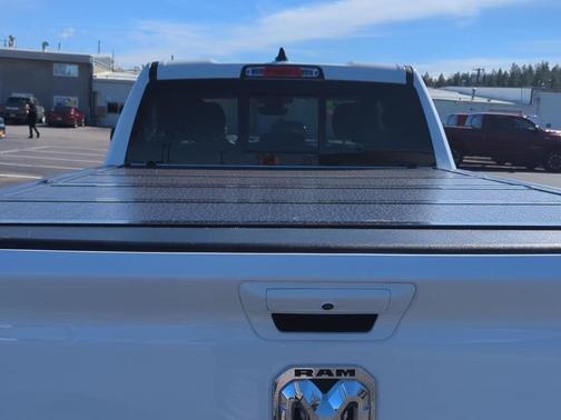 Bright White Clearcoat 2021 RAM 1500 Big Horn