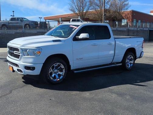 Bright White Clearcoat 2021 RAM 1500 Big Horn