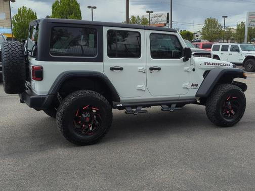 Bright White Clearcoat 2022 Jeep Wrangler Unlimited Rubicon